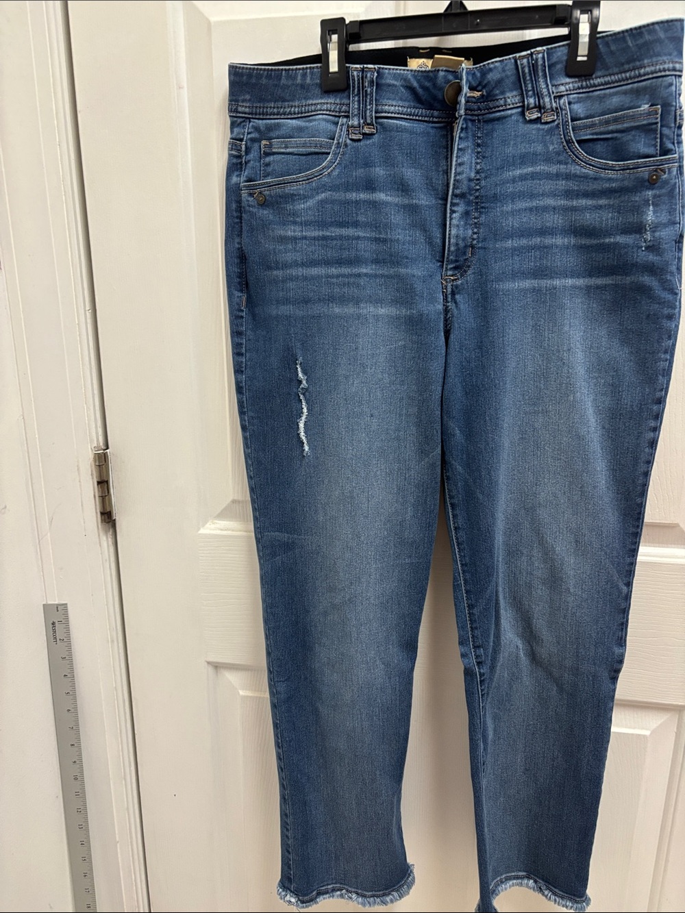 Democracy Women's Skinny Jeans in Mid Blue Wash